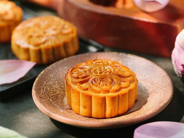 Nhìn thấy bánh trung thu là điềm gì? Có phải điềm báo rước tài lộc tới?