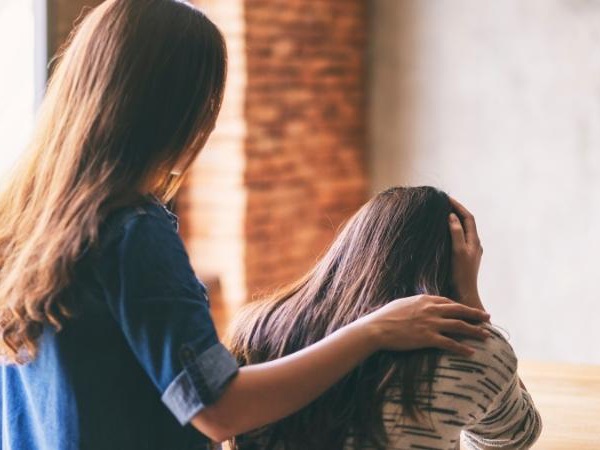 Giải mã thông điệp khi mơ thấy người thân bị bệnh