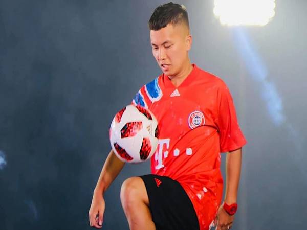 Hướng dẫn kỹ thuật tâng bóng và các lỗi thường gặp